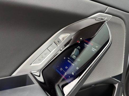 Used 2023 BMW 760i xDrive w/ Executive Package image 42