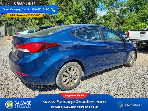 Used 2014 Hyundai Elantra SE w/ Option Group 02 FWD image 4