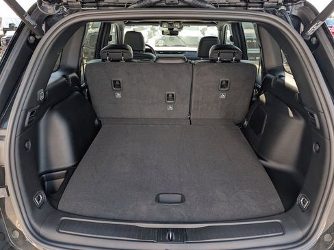 New 2026 Jeep Grand Cherokee Limited AWD/4WD image 7