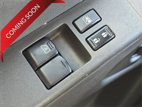 Used 2012 Nissan Frontier SV w/ Sport Appearance Pkg image 6