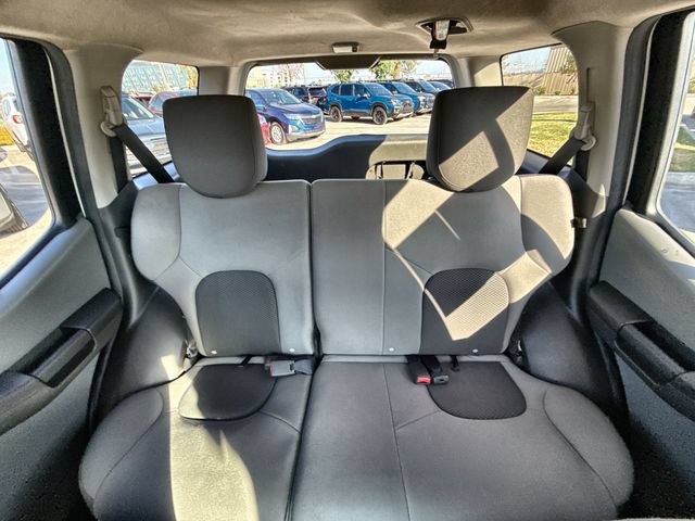 Used 2014 Nissan Xterra X AWD/4WD image 20