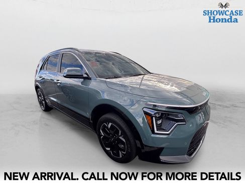 Used 2023 Kia Niro Wave FWD image 5