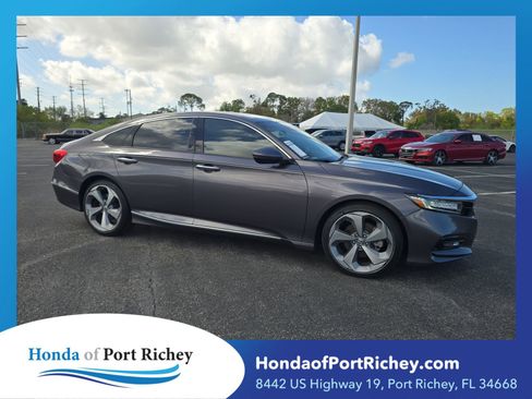 Used 2019 Honda Accord Touring image 1