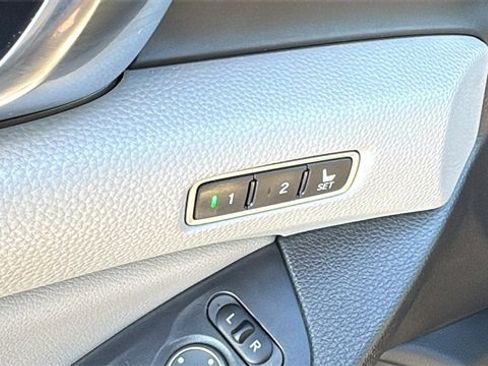 Used 2018 Honda Accord Touring image 24