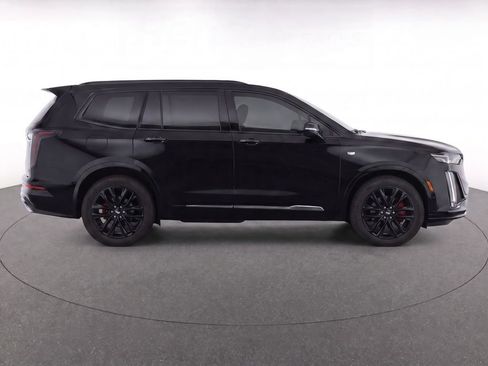 Used 2024 Cadillac XT6 Sport w/ Technology Package AWD/4WD image 8