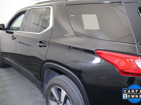 Used 2021 Chevrolet Traverse LT FWD image 11