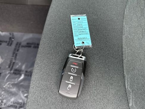 Used 2025 RAM 2500 Big Horn image 29