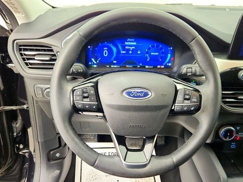 Used 2022 Ford Escape SEL w/ Technology Package image 14