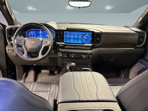Used 2023 Chevrolet Silverado 1500 High Country image 15