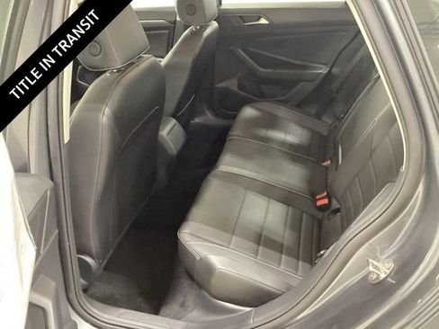Used 2023 Volkswagen Jetta SE w/ Panoramic Sunroof Package FWD image 12