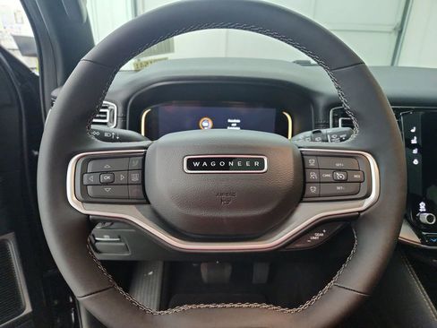 New 2025 Jeep Wagoneer L Series II image 22