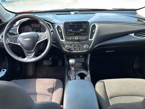 Used 2024 Chevrolet Malibu RS image 34