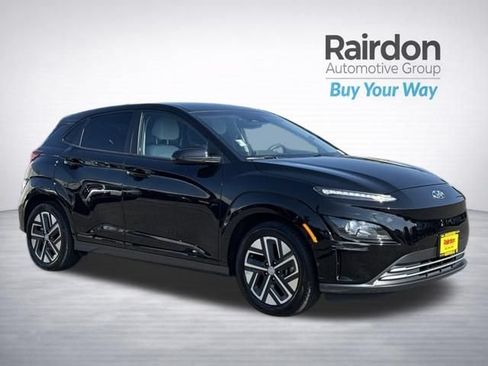 Used 2023 Hyundai Kona SE FWD image 1