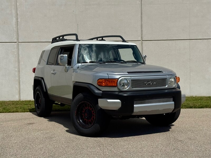 Used 2007 Toyota FJ Cruiser 4WD image 3