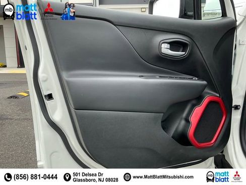 Used 2023 Jeep Renegade Trailhawk image 20