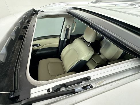 Used 2022 INFINITI QX80 Premium Select w/ Cargo Package image 25