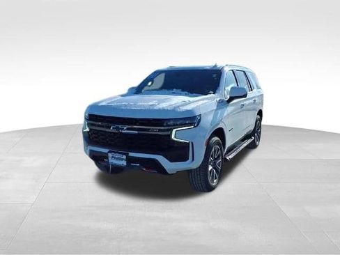 Certified 2021 Chevrolet Tahoe Z71 w/ Z71 Signature Package AWD/4WD image 3