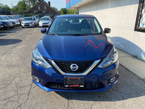 Used 2019 Nissan Sentra SR FWD image 5