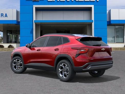 New 2026 Chevrolet Trax LT FWD image 3