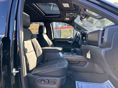 New 2026 Chevrolet Silverado 1500 High Country AWD/4WD image 11