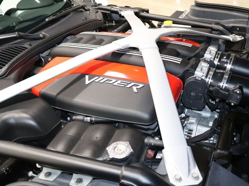 Used 2015 Dodge Viper w/ Quick Order Package 22J GT image 38