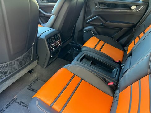 New 2025 Porsche Cayenne Turbo GT image 14