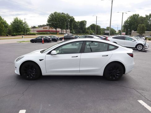 Used 2023 Tesla Model 3 Standard Range RWD image 7