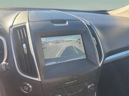 Used 2018 Ford Edge SEL w/ Equipment Group 201A image 24