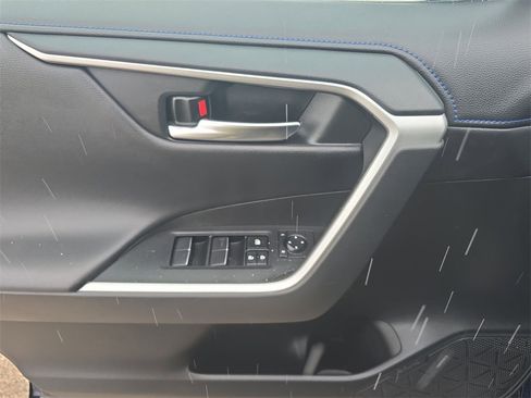 Used 2021 Toyota RAV4 XSE image 23