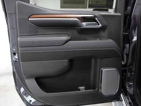 Used 2024 GMC Sierra 1500 Denali AWD/4WD image 23