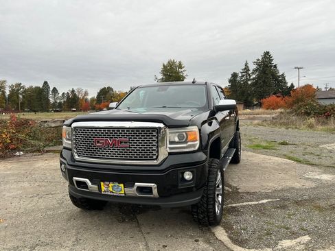 Used 2015 GMC Sierra 1500 Denali w/ Driver Alert Package image 4