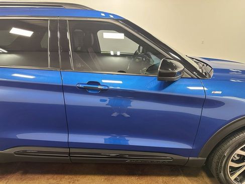 Used 2022 Ford Explorer ST-Line w/ Class IV Trailer Tow Package image 39