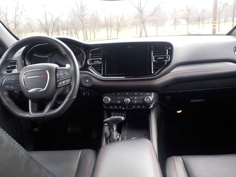 Used 2025 Dodge Durango GT image 17