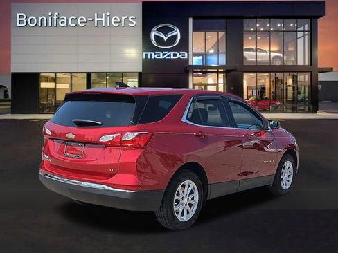 Used 2019 Chevrolet Equinox LT FWD image 4