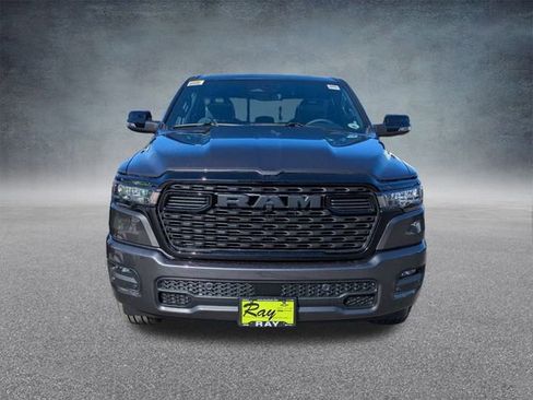 New 2026 RAM 1500 4x4 Crew Cab image 8