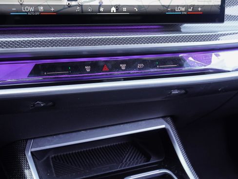 Certified 2023 BMW 760i xDrive AWD/4WD image 26