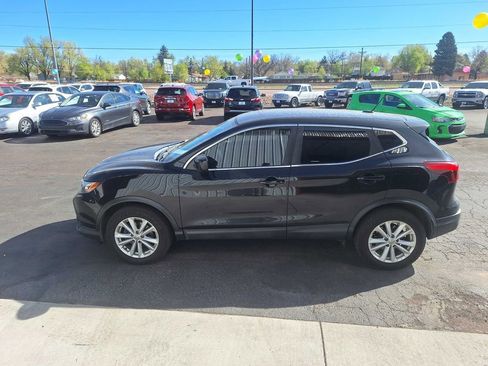 Used 2017 Nissan Rogue Sport S w/ S Appearance Package image 5