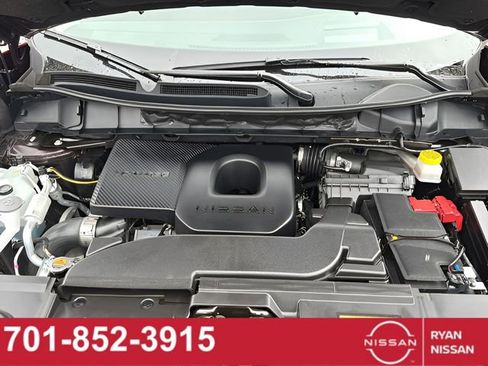 Certified 2025 Nissan Murano Platinum w/ Cargo Package AWD/4WD image 35
