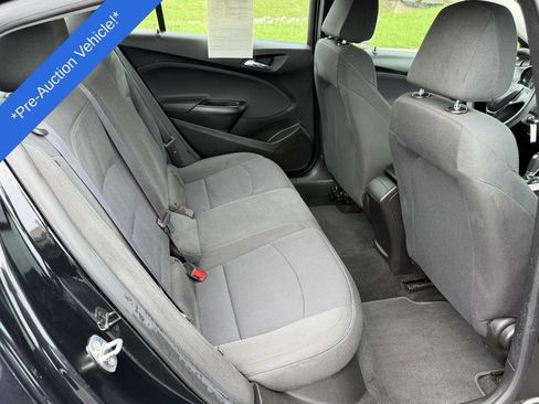 Used 2017 Chevrolet Cruze LS FWD image 11