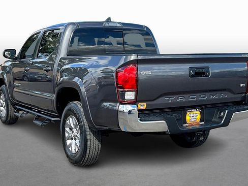 Used 2019 Toyota Tacoma SR5 image 11