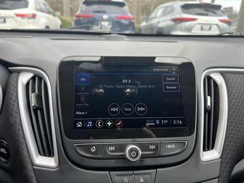 Used 2024 Chevrolet Malibu LT image 23