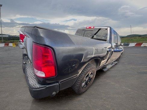 Used 2019 RAM 1500 Classic SLT RWD image 3