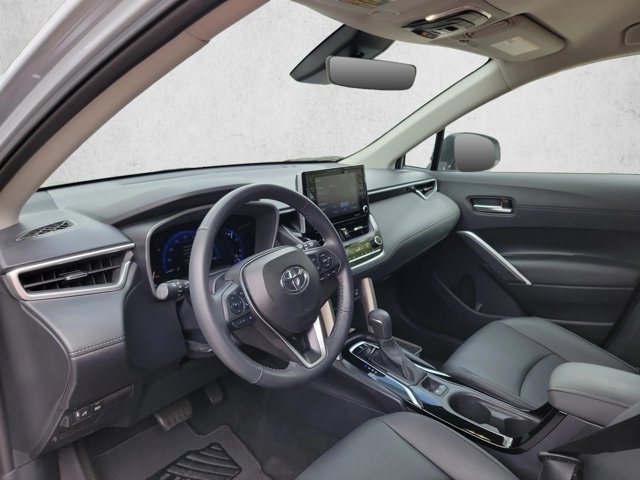 Used 2022 Toyota Corolla Cross XLE AWD/4WD image 10