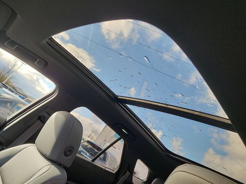 New 2026 Honda Prologue Touring image 10