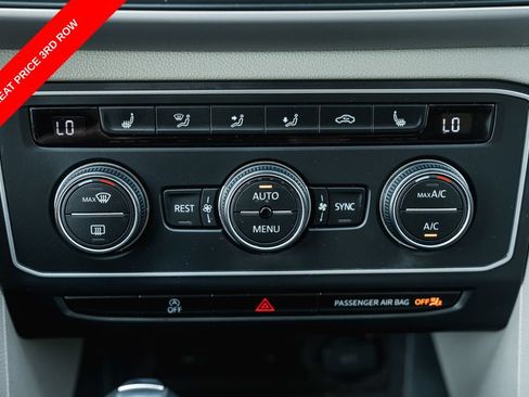 Used 2021 Volkswagen Atlas SE w/ Panoramic Sunroof Package FWD image 18
