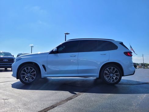 Used 2021 BMW X5 xDrive40i w/ M Sport Package AWD/4WD image 7
