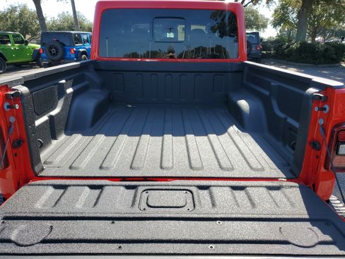 New 2026 Jeep Gladiator Rubicon image 5