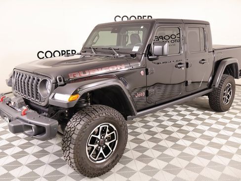 Used 2024 Jeep Gladiator Rubicon image 11