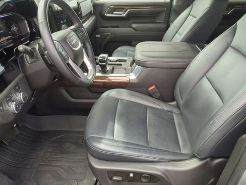 Used 2024 GMC Sierra 1500 Elevation w/ Preferred Package AWD/4WD image 16