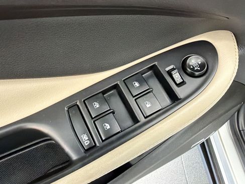Used 2016 Buick Envision Premium AWD/4WD image 13